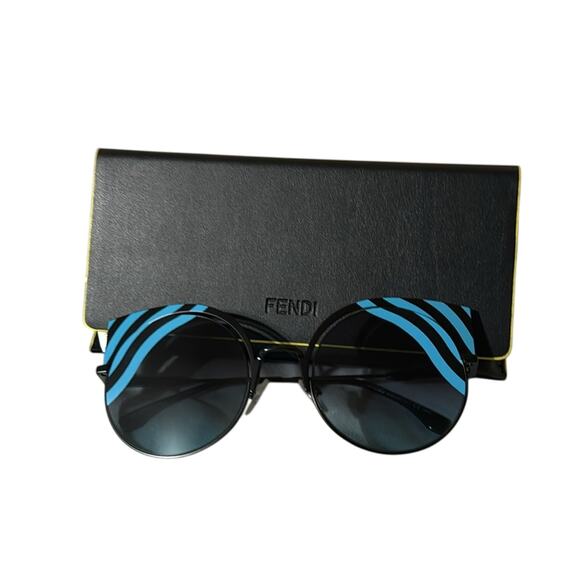 Fendi 53mm Modified Cat Eye Sunglasses turquoise - Picture 1 of 16
